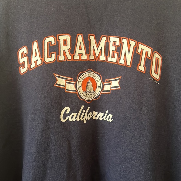 Vintage Sacramento crewneck - Picture 2 of 6